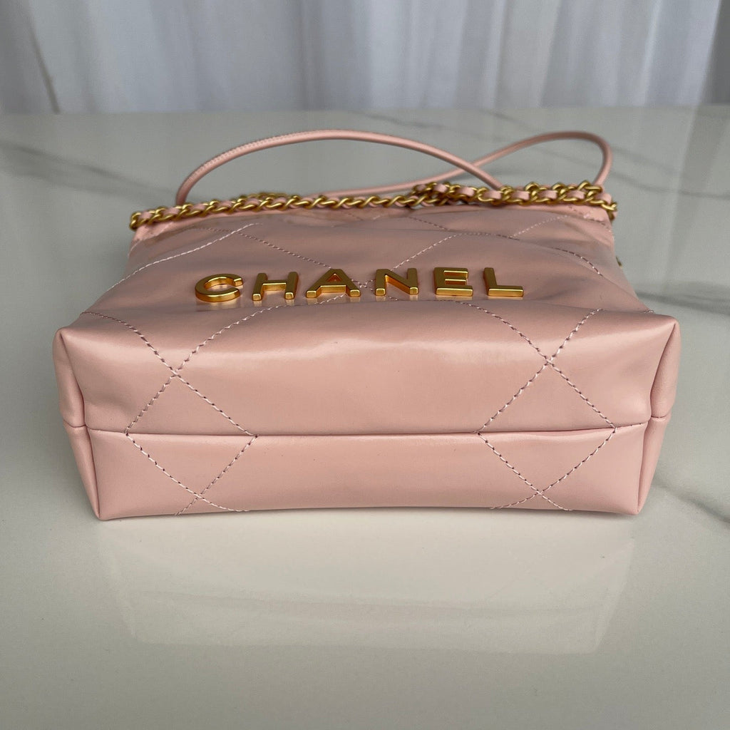 Chanel 22 Bag